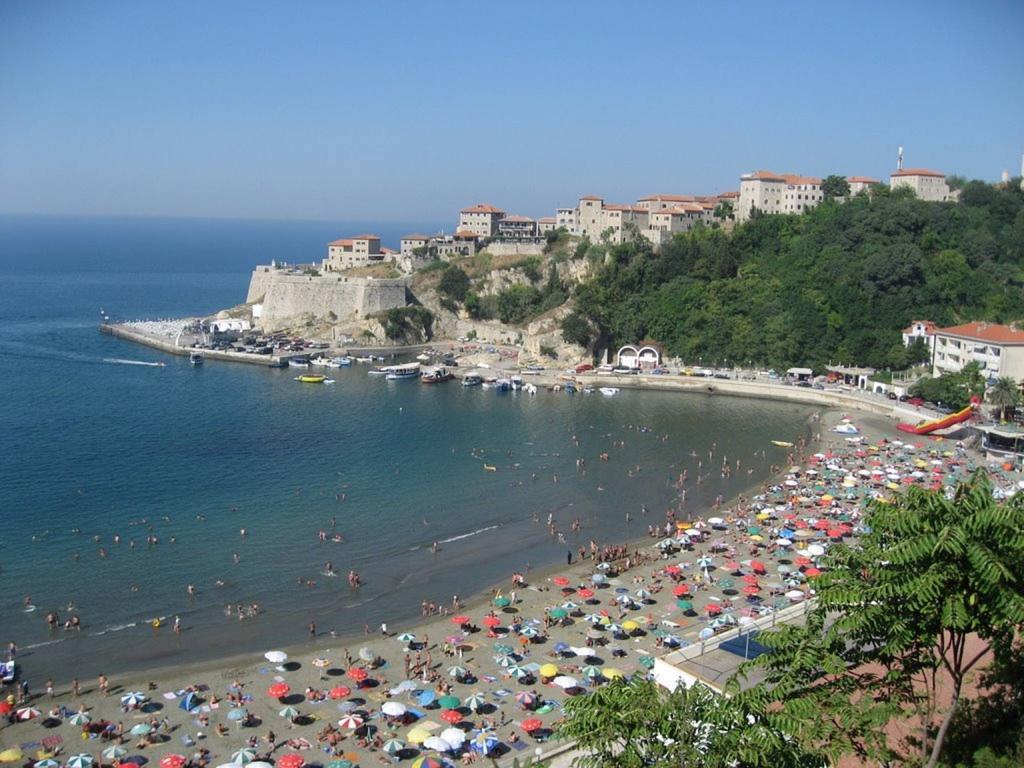 Casa Hena Hotel Ulcinj Ngoại thất bức ảnh