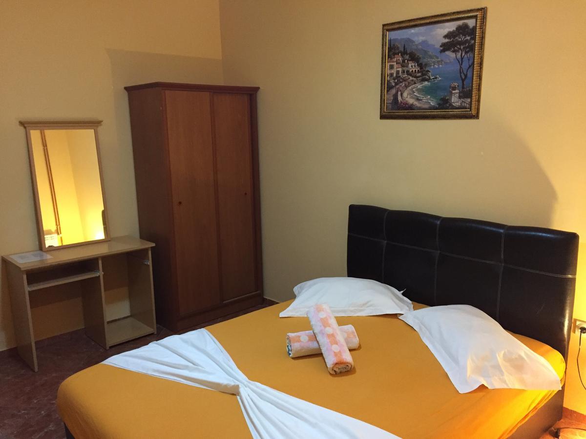 Casa Hena Hotel Ulcinj Ngoại thất bức ảnh