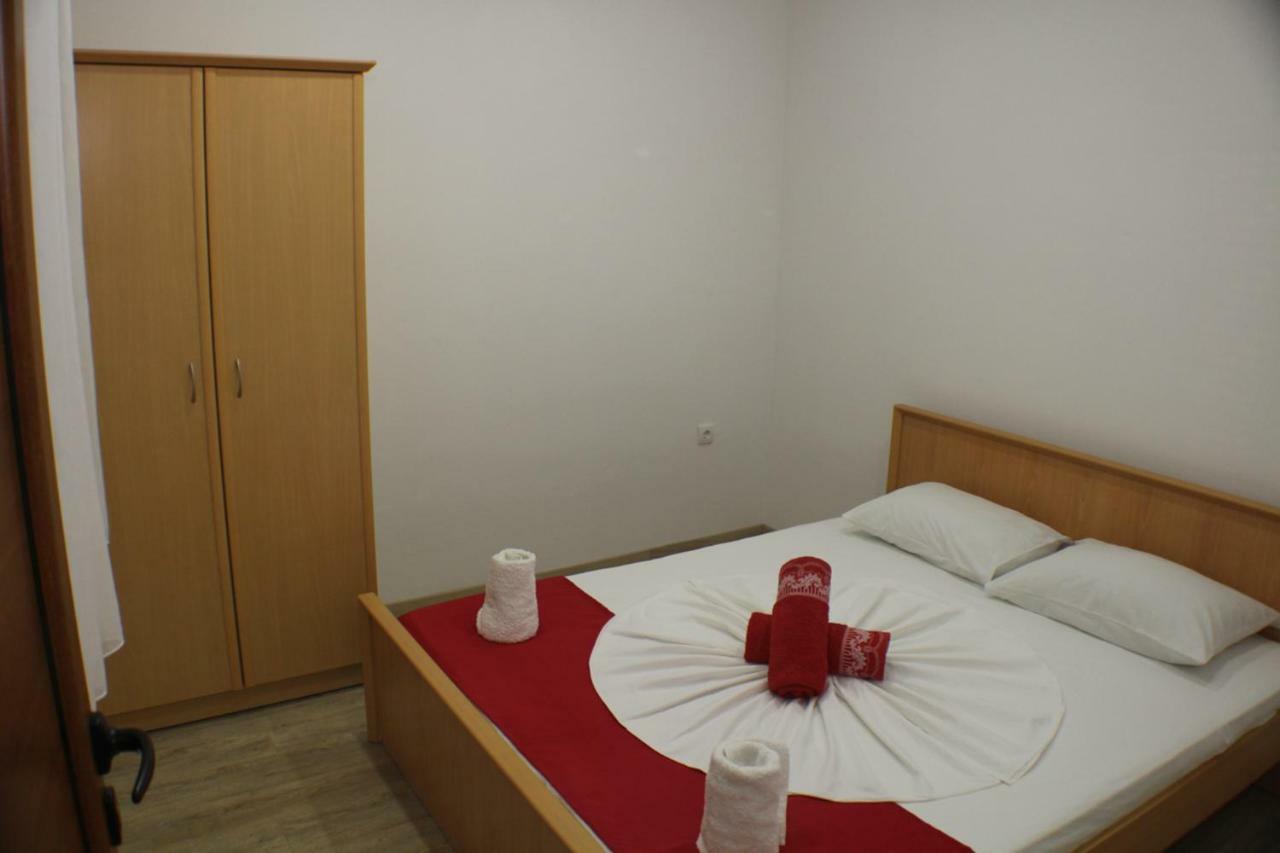 Casa Hena Hotel Ulcinj Ngoại thất bức ảnh