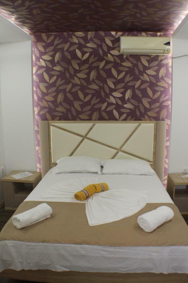 Casa Hena Hotel Ulcinj Ngoại thất bức ảnh