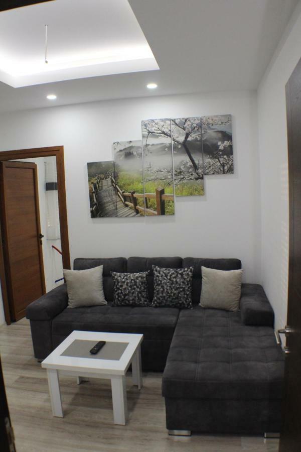 Casa Hena Hotel Ulcinj Ngoại thất bức ảnh