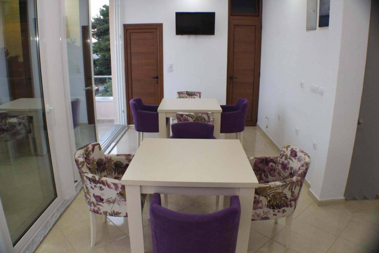 Casa Hena Hotel Ulcinj Ngoại thất bức ảnh